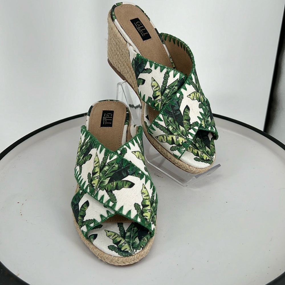 G.I.L.I. Kalani‎ Crossband Slide Wedges